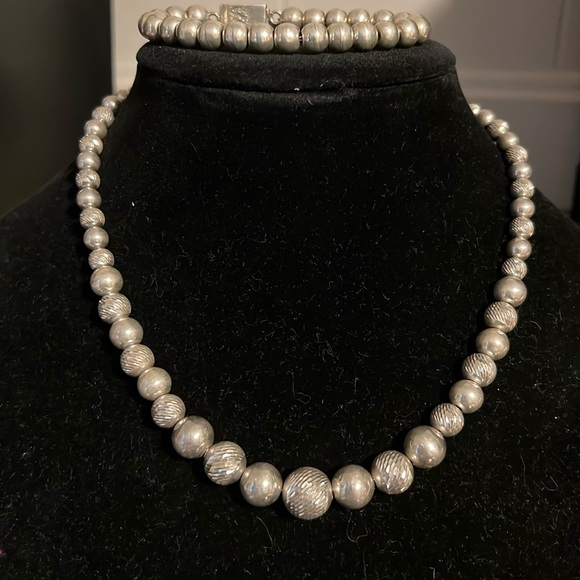 Sterling silver beaded set - Picture 1 of 6